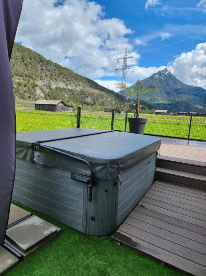 Deluxefort Fuer 10 Gaeste Mit Eigenem Whirlpool Und Fasssauna Imst Dış mekan fotoğraf